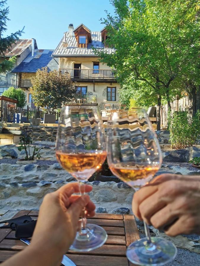 Chez Bear Bed & Breakfast Briancon  Bagian luar foto
